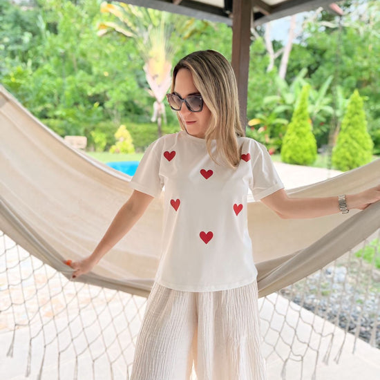 Camiseta Corazones 
