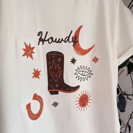 Camiseta Howdy 
