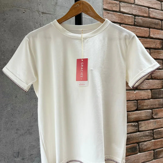 Camiseta Básica Borde Vinotinto - Gracies