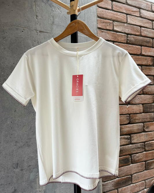 Camiseta Básica Borde Vinotinto
