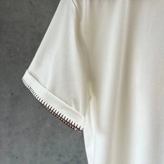 Camiseta Básica Borde Chocolate - Gracies