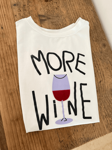 Camiseta More Wine