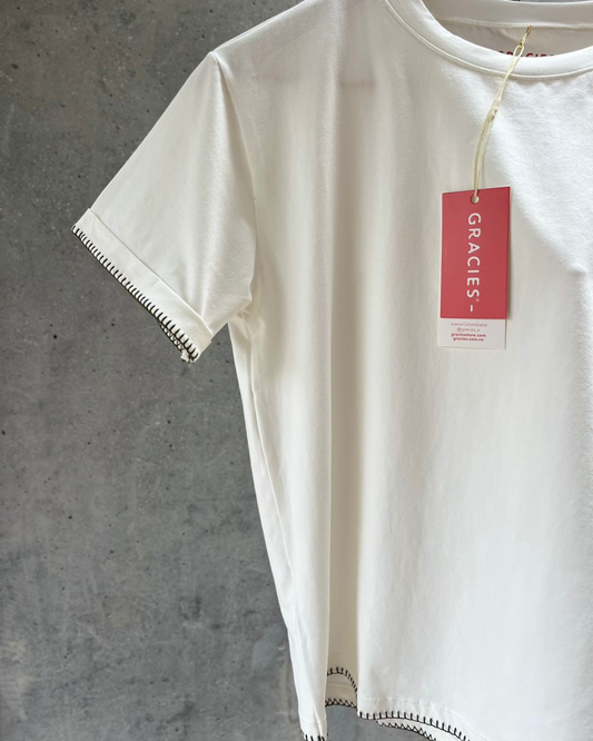 Camiseta Básica Borde Verde Militar