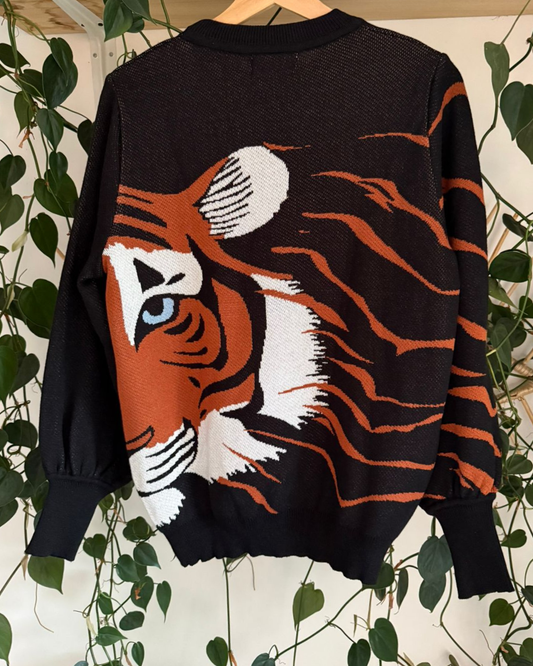 Sweater Eye of the Tiger