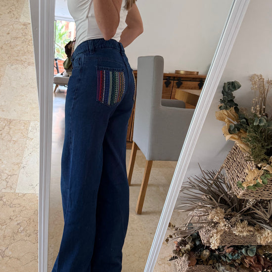 Jean Azul Bolsillos Bordados 