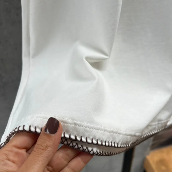 Camiseta Básica Borde Chocolate - Gracies