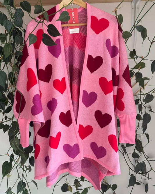 Capa Rosada Corazones (envío 2 días hábiles)