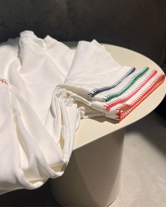 Camiseta Básica Bordado