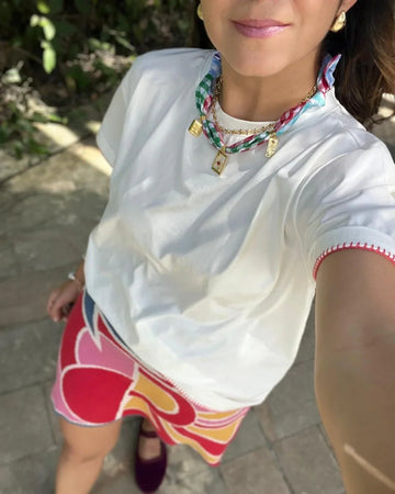 Camiseta Básica Bordado Fucsia - Gracies