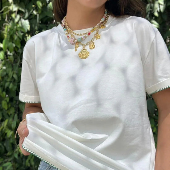 Camiseta Básica Bordado Verde - Gracies