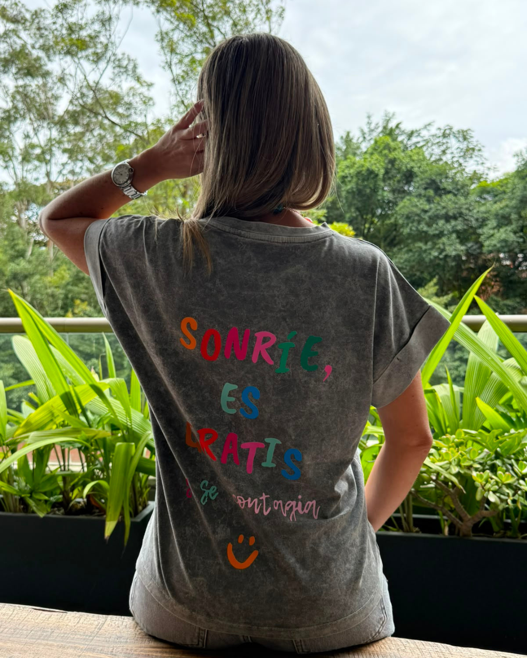 Camiseta Sonrie 