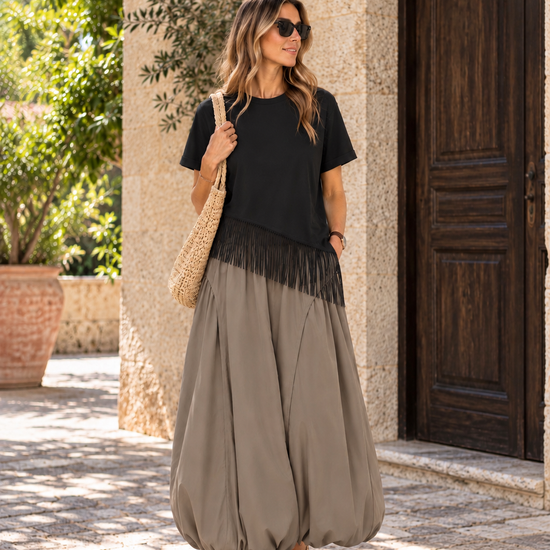 Camiseta Negra Flecos 