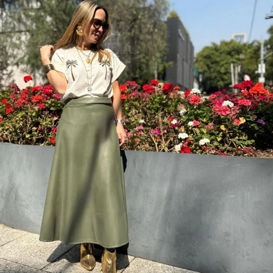 Falda Midi Efecto Cuero Verde Oliva - Gracies